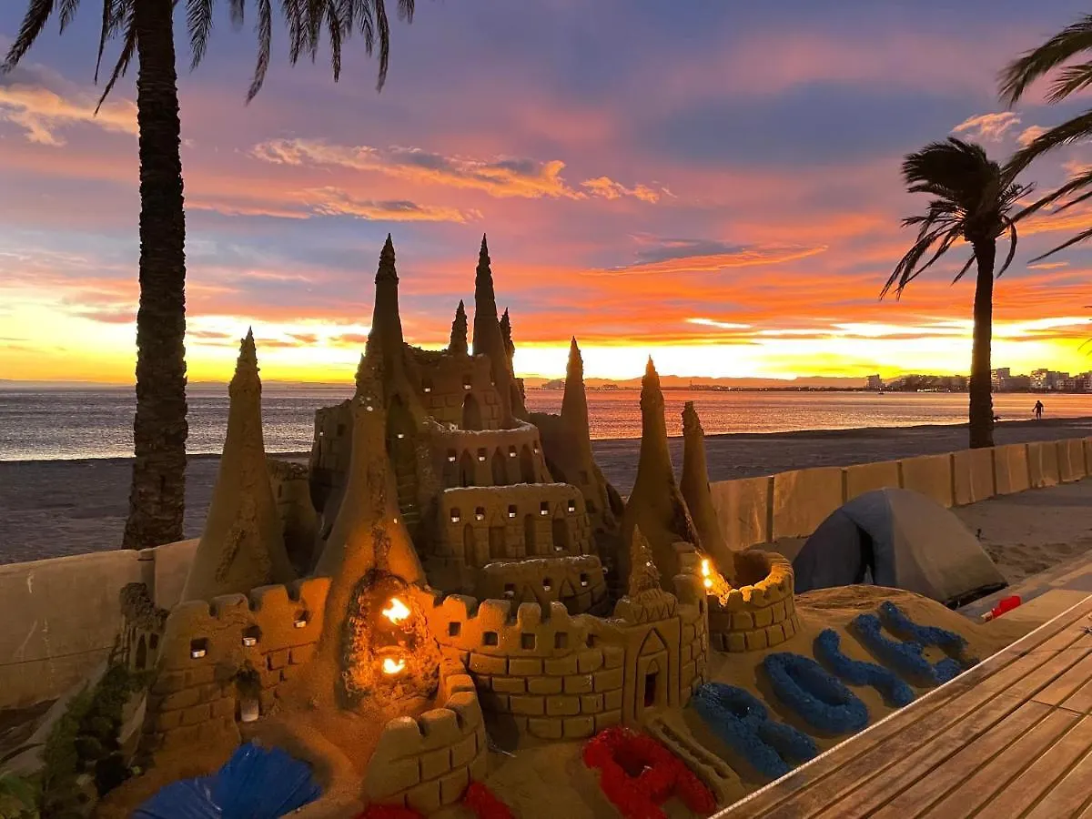 Studio Roses Beach Spain