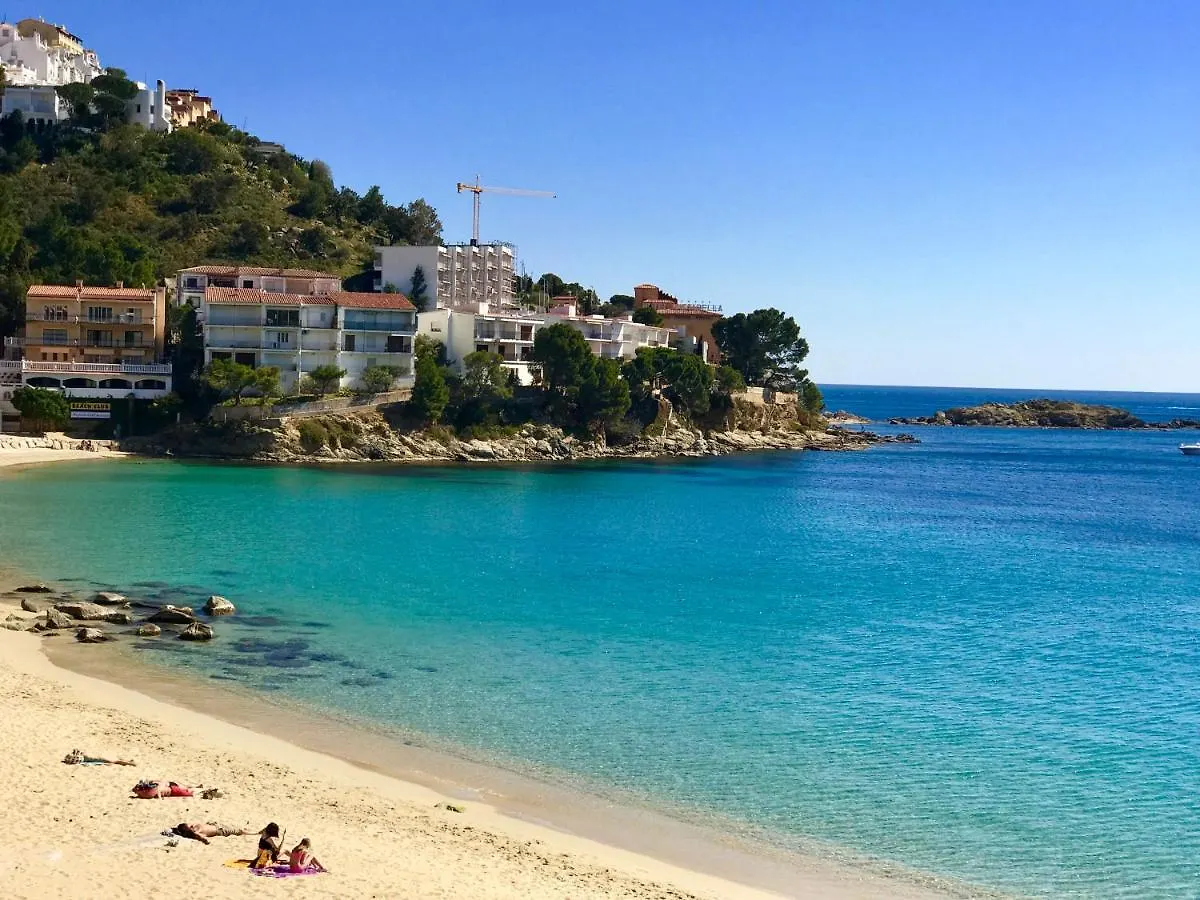Studio Roses Beach 0*,  Spain