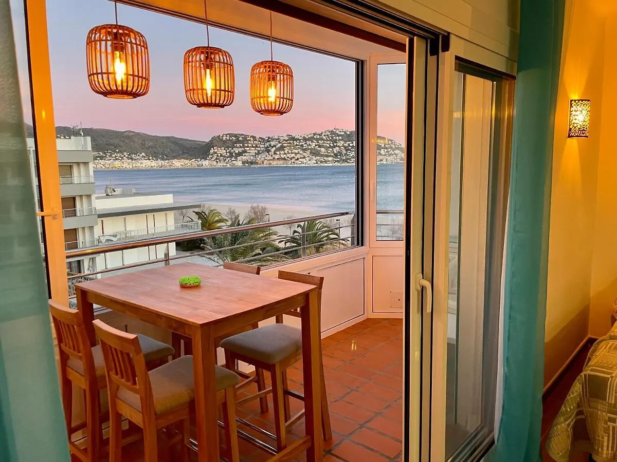 Apartment Studio Roses Beach