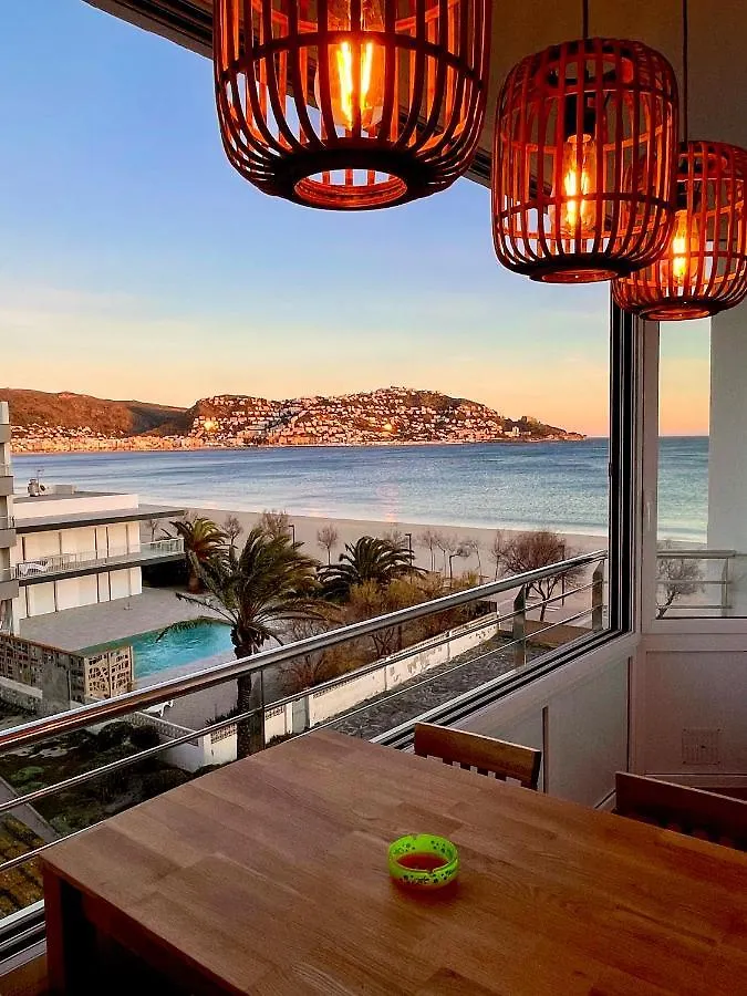 Apartment Studio Roses Beach Spain